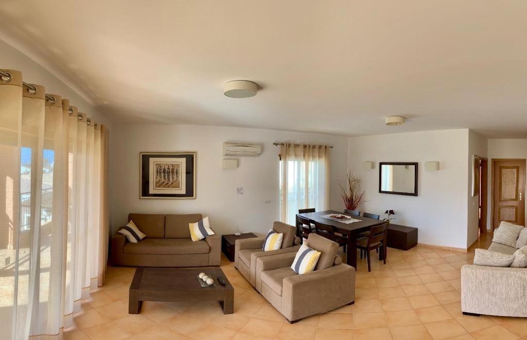 Dina Luxury 2 Bedroom Apartment Luz Exterior foto